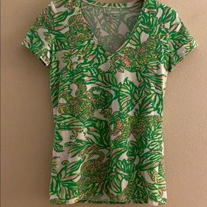 Lilly Pulitzer Tops - Lily Pulitzer V-neck Tee size small Lilly Pulitzer Tops - Lily Pulitzer V-neck Tee size small